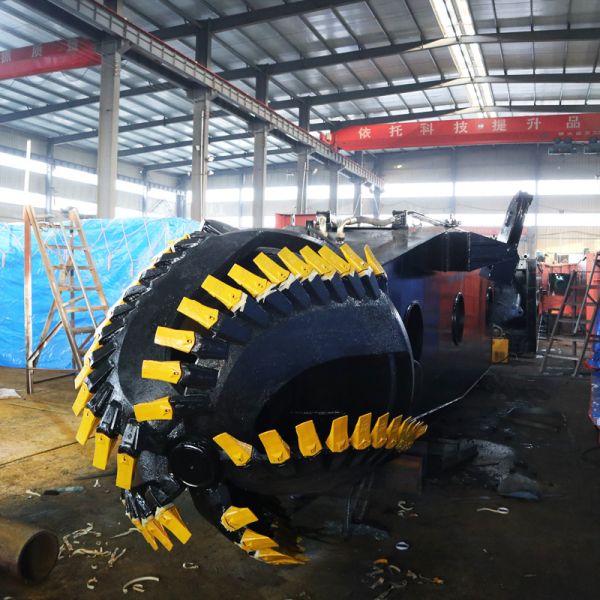 Siemens PLC System Cyclone Type Cutter Head Suction Pump Sand Dredger for River Sand