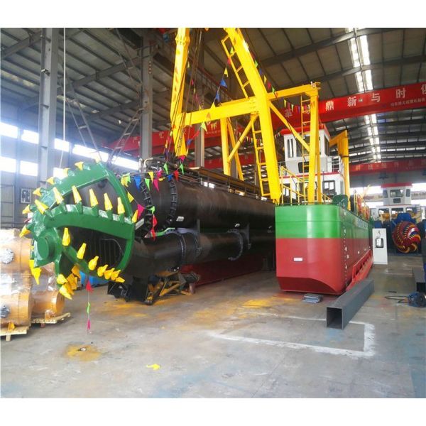 Self-Propelled 12 Inch Cutter Suction Dredger