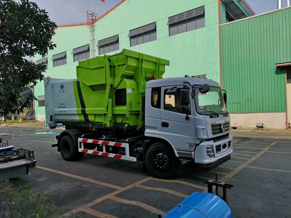 10 Ton Garbage Compactor Truck Container , Solid Waste Management Dump Truck