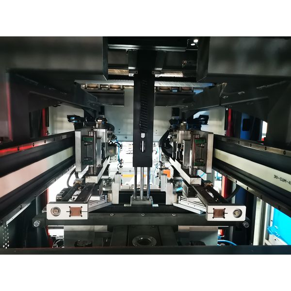 Semi Automatic Rigid Box Wrapping Machine Forming Machine Speed 16-22pcs/Min