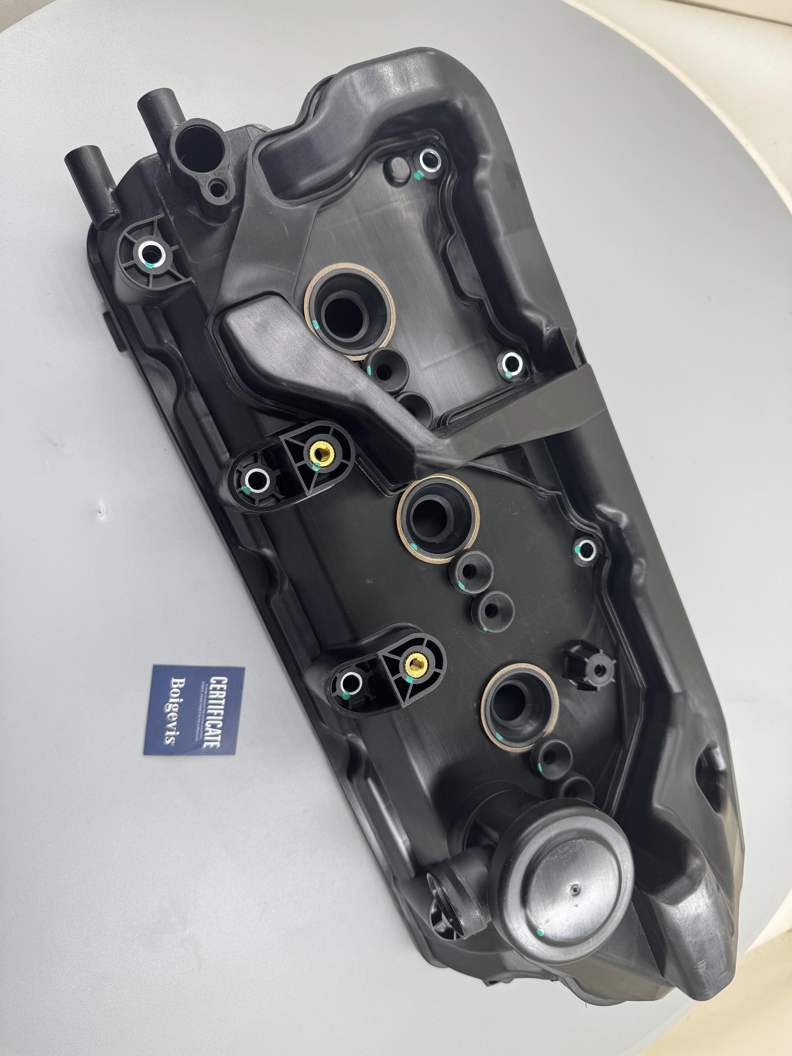 High-selling Valve Cover 059103 470 CS for Q7