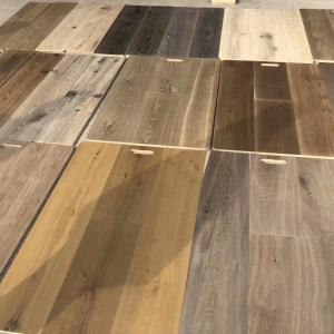 Quality Distressed Wide Plank Walnut Oak Engineered Flooring Three Layer Bedroom Wood Flooring for sale