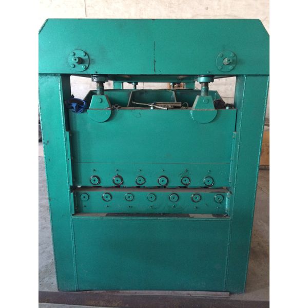 Fully Automatic Straightening Machine For Sheet Metal 2.6M Working Width