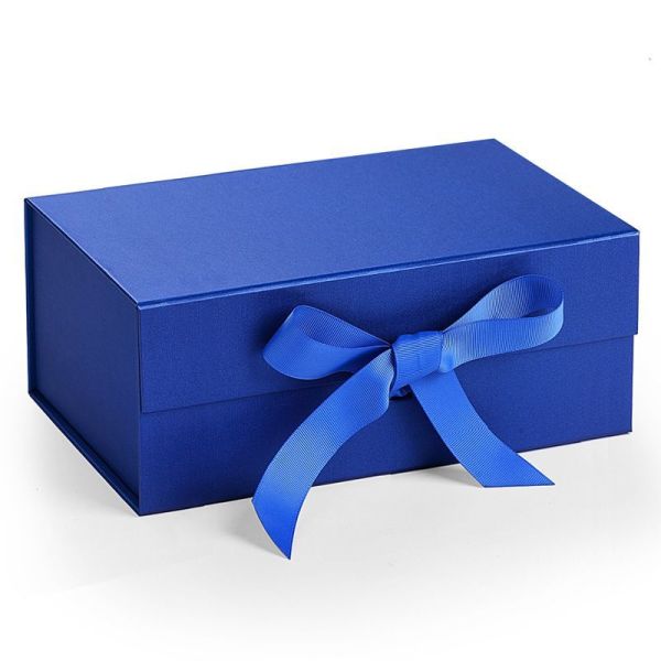 Custom Luxury Paper Packaging Box Magnet Foldable Magnetic Gift Box Middle