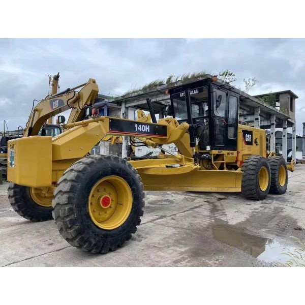 CAT 140H Second Hand Grader For Ground Leveling Operations