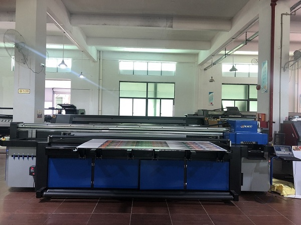 3.2m UV Textile Printer , Hybrid Printing Machine 4/8pcs Head