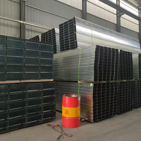 Galvanizing Network Cable Tray 150mm For Indoor Corrosion Resistance