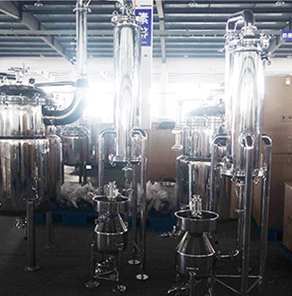 Energy Saving 300L Stainless Steel Essential Oil Distiller for Lavender/Rosemary Oil Extraction and Distillation Process