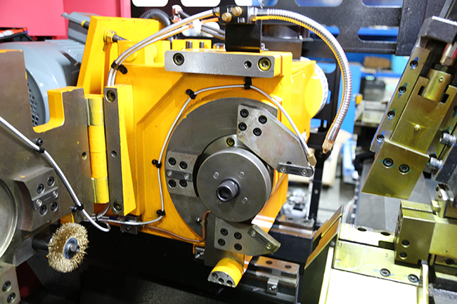 High Speed CNC Circular Saw Machine Angle Push JSSCD-130NC/X