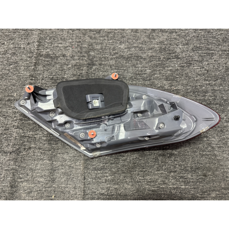 Suitable for Mercedes Benz E-Class 213. E200 E300 E350 E500 Brake Lights, Taillights, and signal Lights