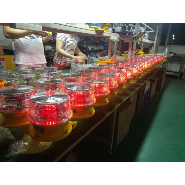 Low - Intensity Solar Aviation Obstruction Light