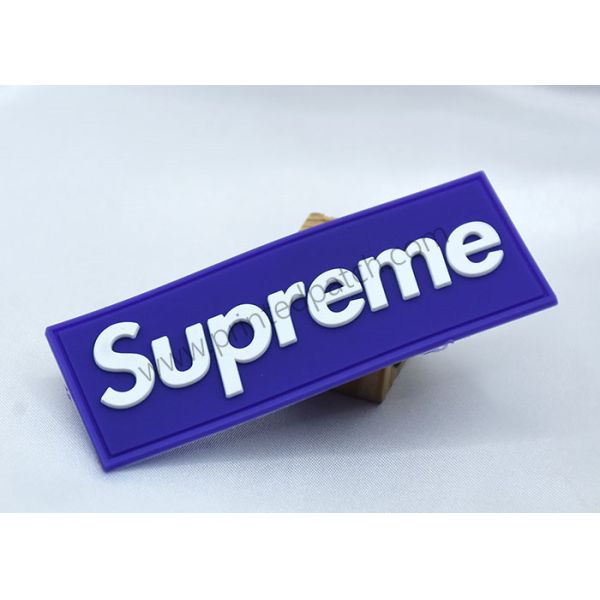 Embossed PVC Rubber Label Silicone Supreme T Shirt Label Flat Color Separation
