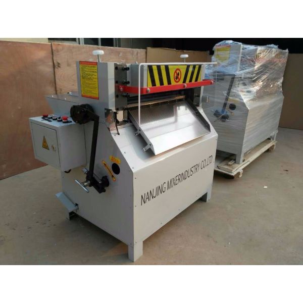 CNC Rubber Strip Cutter/Rubber Strip Cutting Machine for Manufacturing Plant 500 KG Weight