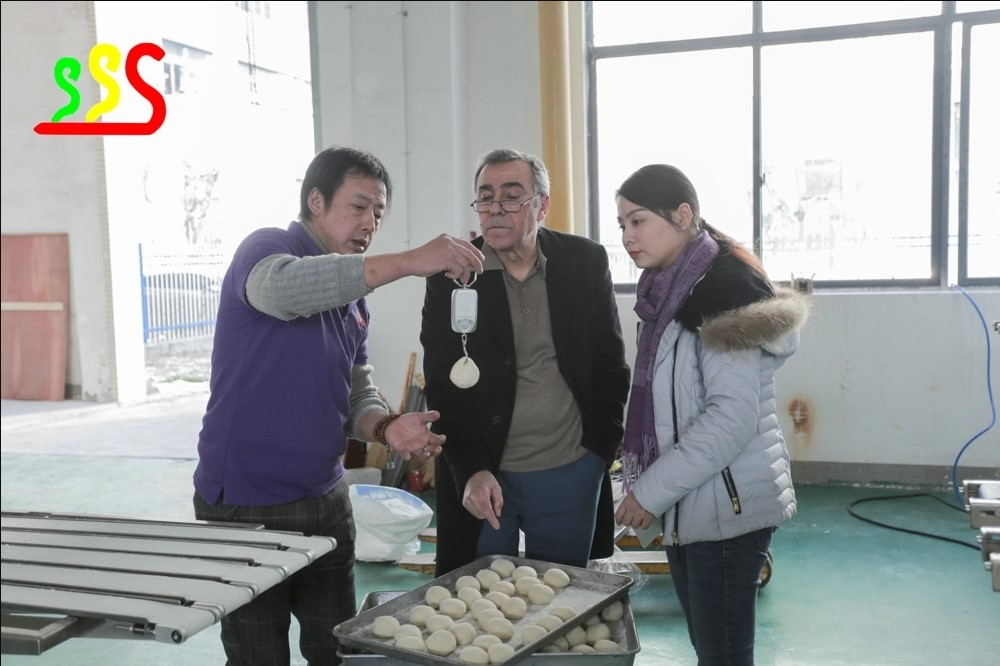 800 Pcs/H Automatic Industrial Tortilla Making Machine PLC Core