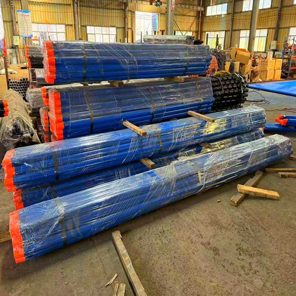 High Speed Anger Drill Pipe Single / Double Spiral Blades Threaded Drill Rod Twist Drill Pipe