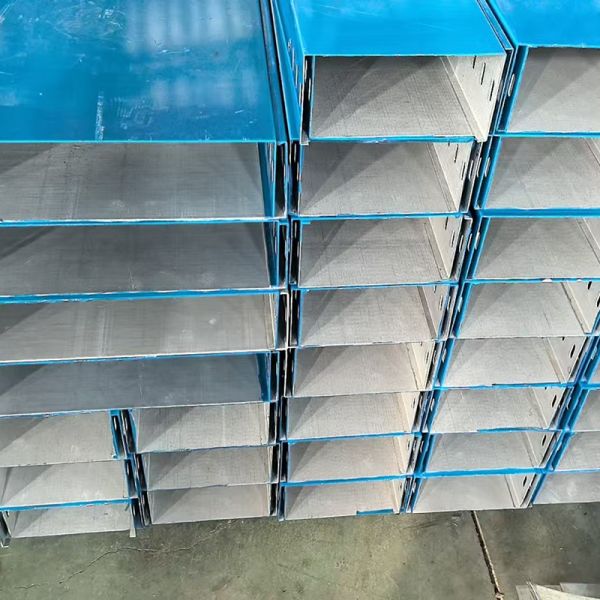 Residential Medium Duty Cable Tray 18" For Communication Electrical Wire