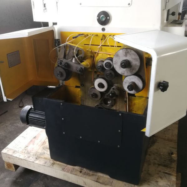 Good Performance Horizontal Gear Hobbing Machine / Easy Operation Gear Creator