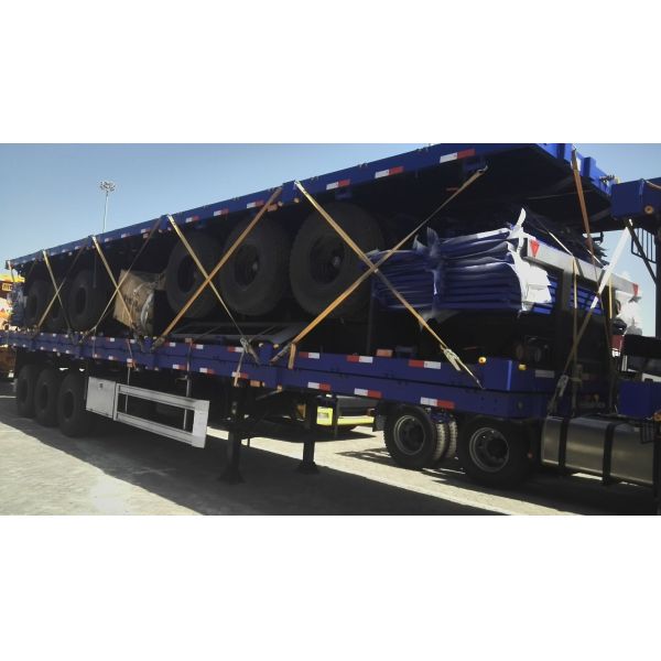 Heavy Duty Box Semi Trailer With Side Open Door 2 Axles Bulk Cargo Trailer