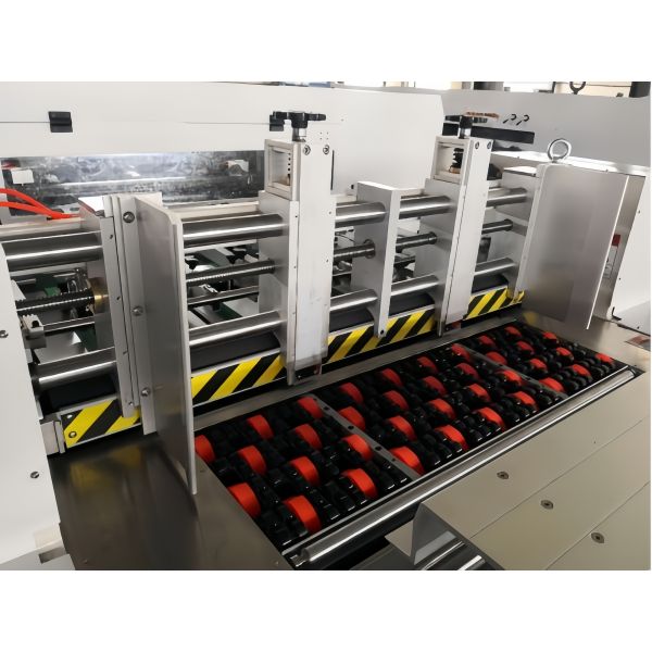 Lead Edge Feeding Automatic Die-cutting & Stripping Machine For Large-format Corrugated Packaging Boxes