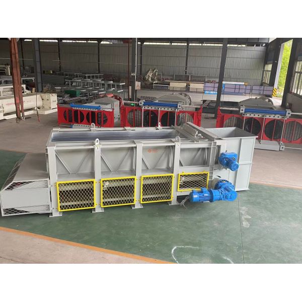Belt type box feeder for clay brick making plant