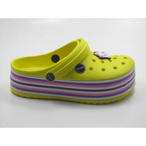 New Design Quick Drying EVA Sole Light Weight Clogs/Crocs for Garden