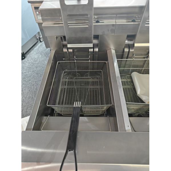 Digital Computer Panel Auto Lift Two Pots Four Baskets Electric Open Chips Fryer