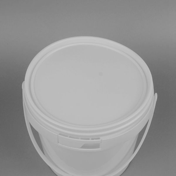 15*13.5*14cm Stackable Plastic Beach Buckets 2L Plastic Bucket With Lid