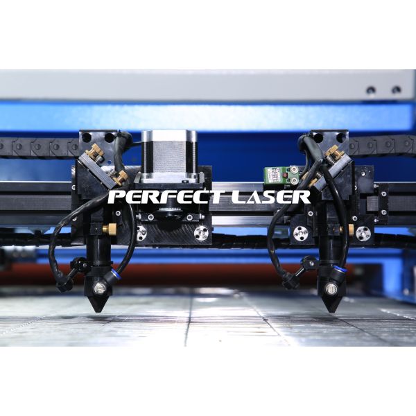 Multi-function CO2 Fabric Laser Engraving Machine 1300*900mm Working Area ,CNC Laser Engraver