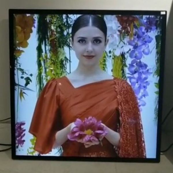Customized 39.4 Inch Ultra Narrow Edge Square LCD Screen Display For Amusement
