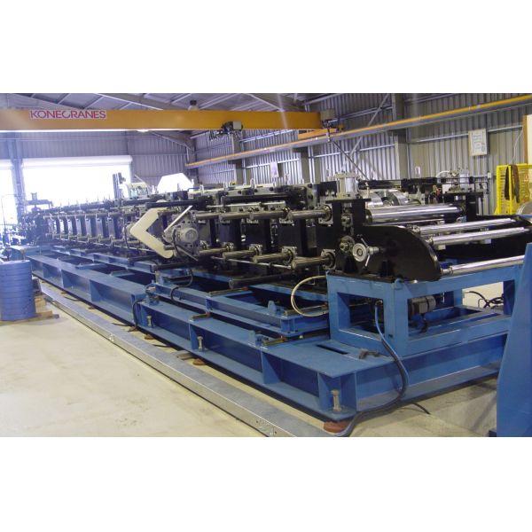Sheet Roll forming machine for channel / purlin with punching process