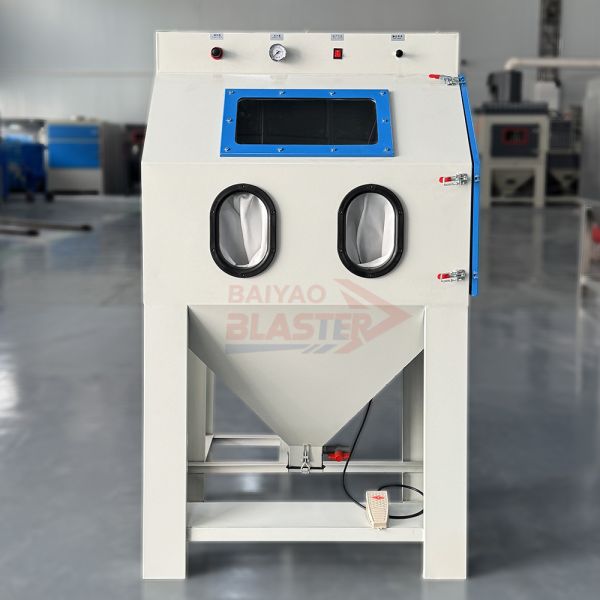 Sand blasting machine maintenance access points