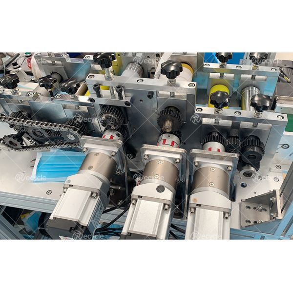 High Speed Elastic mask making machine 3-ply Flat disposable face mask making machine