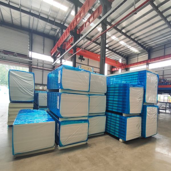 Customized PU Cold Room Wall Panels 50mm-250mm With Cam Lock