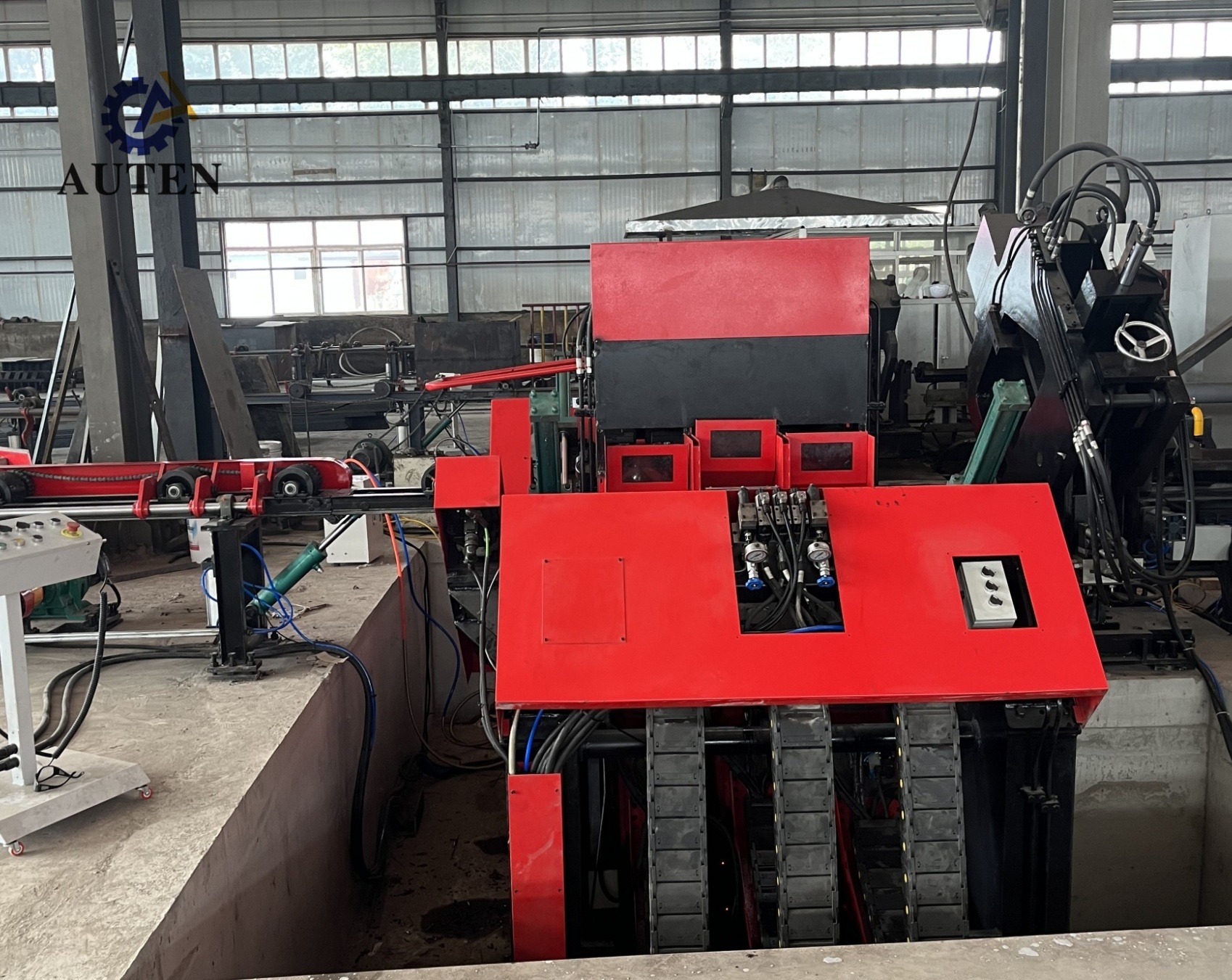 Model ADM2532 CNC Angle Drilling And Marking Machine BT40 Taper Of Drilling Spindle