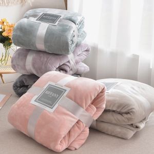 Quality Custom Anti Pilling Fleece Hotel Blanket Hotel Room Blankets for sale