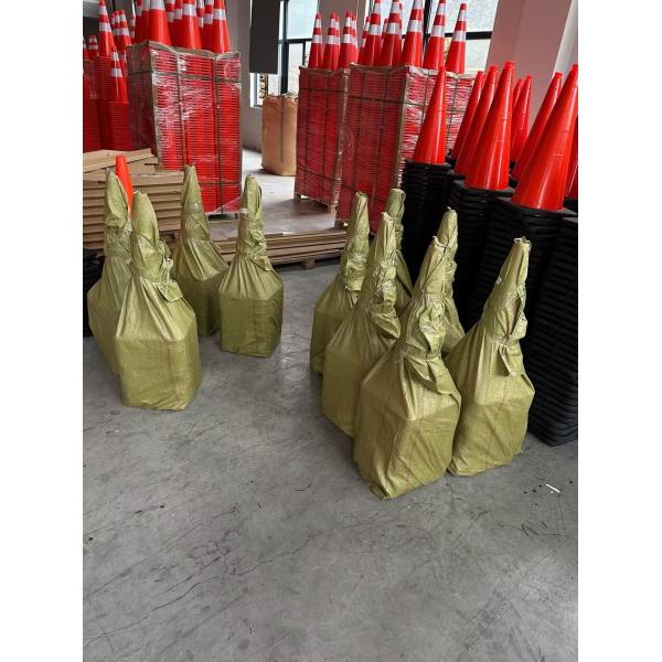 Reflective Traffic Cone Orange Color 75cm Designed For Effective Traffic Control And Safety