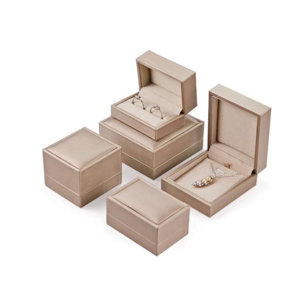 Customized Luxury PU Two Ring Box