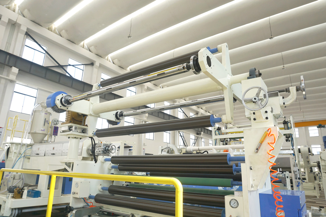 High-Profile Multi-function Multi-layer Extrusion Laminating Machine
