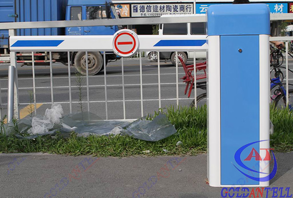 Electric Remote Control traffic automatic barrier gate 1-6M For Parking