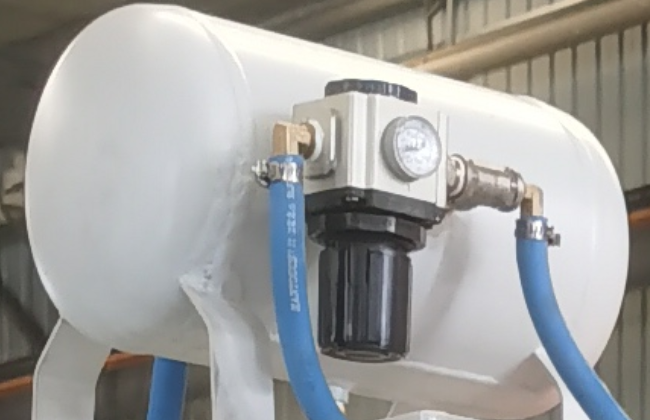 New Rolling Vertical Circular Continuous Automatic Alloy Metal Seam Welding Roller Resistance Welder for Faucet Connector