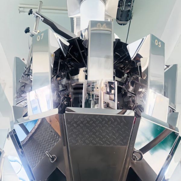 High Precision Multihead Weigher Packing Machine Combination Weighing And Packing Machine