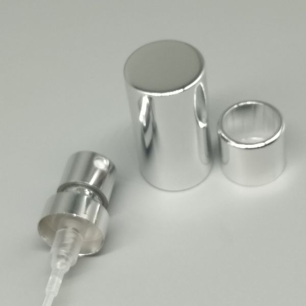 Golden Fine Mist Perfume Pump Dispenser - close-up of nozzle