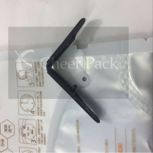 Durable Small Plastic Bag Clips , Packet Sealing Clips 0.6mm Inner Hole Width
