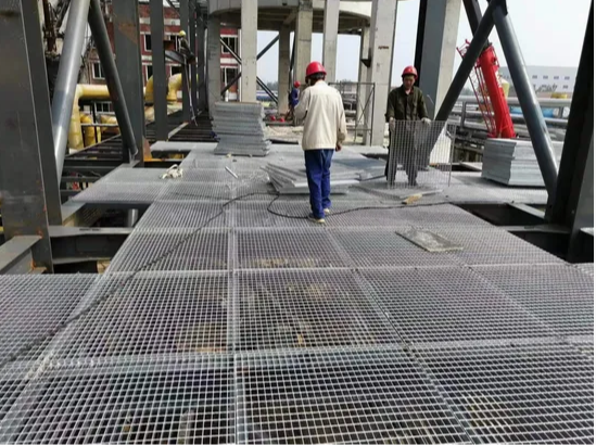 Galvanized Serrated Steel Walkway Grating