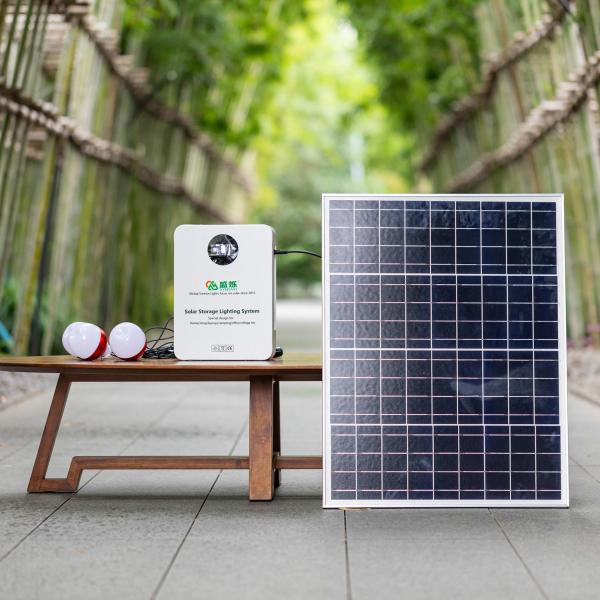 Universal Output Socket Portable Solar Generators With 16V 25AH Battery Capacity