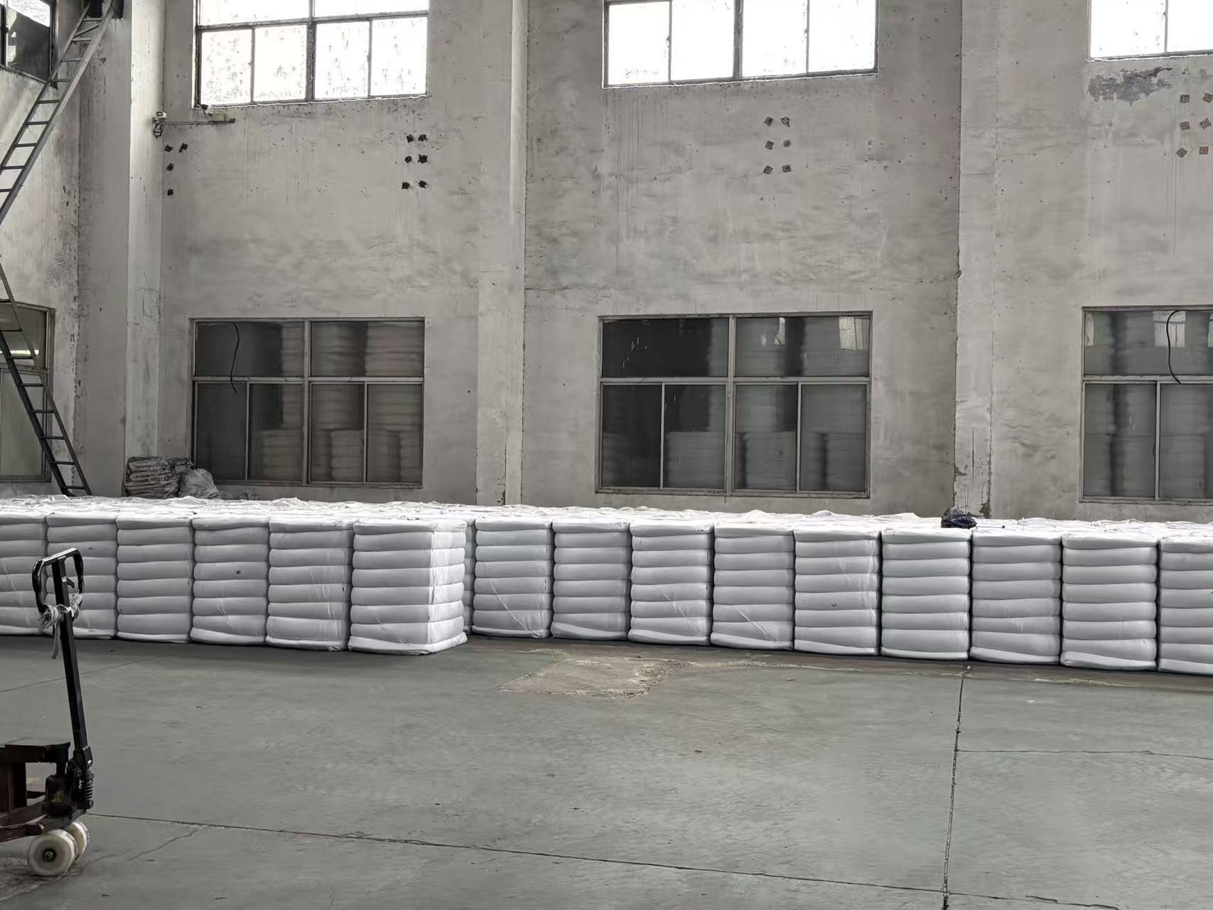 6D 90mm Virgin Polypropylene (PP) Staple Fiber Solid Black for Packaging Cushion & Padding, Custom Cut Length