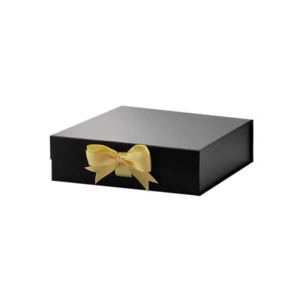 PMS Mildewproof Garment Gift Boxes Large Black Cardboard Magnetic Closure FSC