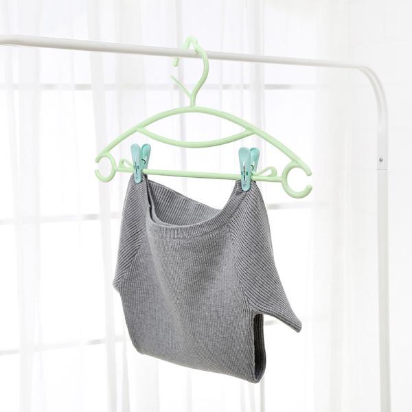 24 Windproof Quilt Plastic Clothes Hanger Clips With Storage Box