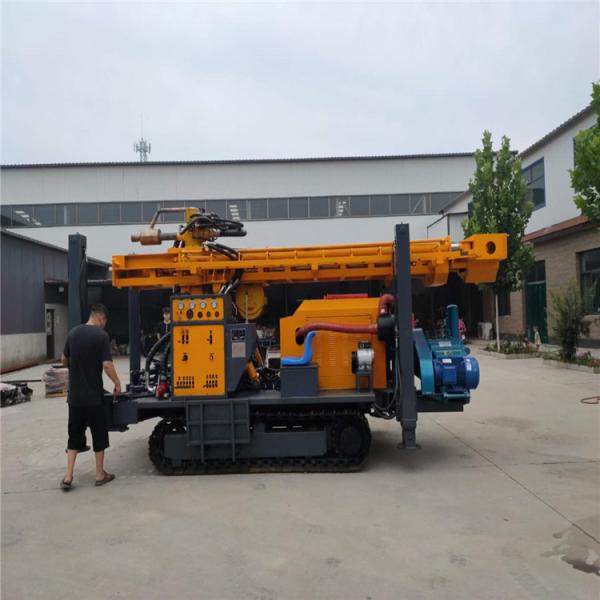 300m Crawler Hydraulic Rock Drilling Machine operational view