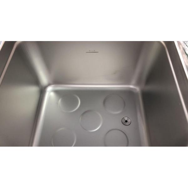 ultrasonic cleaner detail